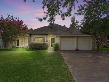 1207 Meadow Lark DR