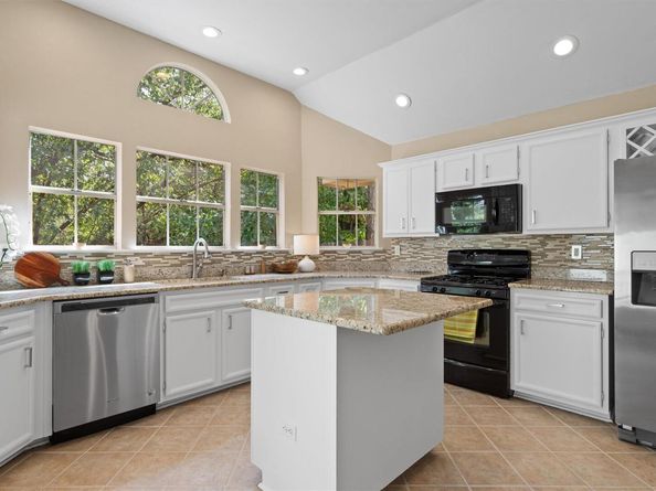 1207 Meadow Lark DR, Cedar Park TX 78613