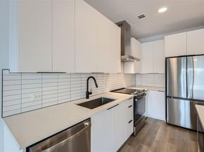 2220 Webberville RD 302, Austin TX 78702