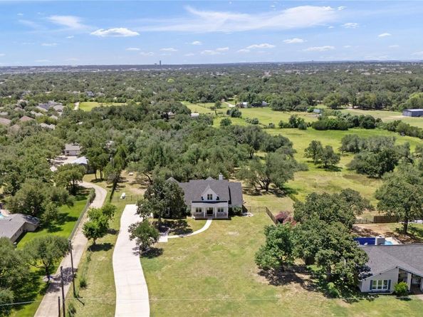 1006 Cedar Park DR, Cedar Park TX 78613