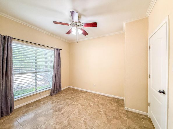 2450 Wickersham LN 103, Austin TX 78741