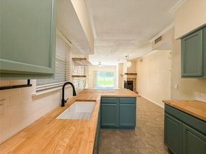 2450 Wickersham LN 103, Austin TX 78741