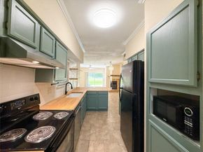 2450 Wickersham LN 103, Austin TX 78741