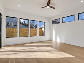 1901 W Saint Johns Ave, Austin TX 78757