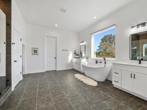 7224 Getaway DR, Jonestown TX 78645