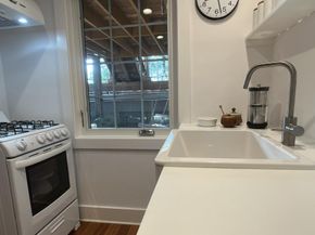 1212 Castle Hill ST 6, Austin TX 78703