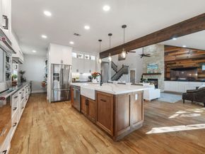 22008 Briarcliff DR, Spicewood TX 78669