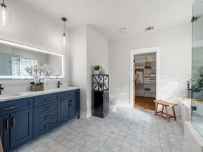 22008 Briarcliff DR, Spicewood TX 78669