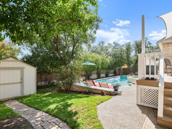 1029 Savanna LN, Cedar Park TX 78613
