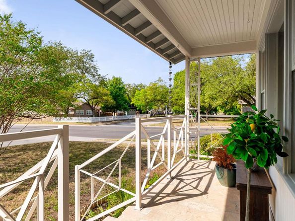 5807 Woodview Ave, Austin TX 78756