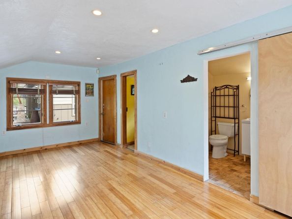 2300 S 3rd ST, Austin TX 78704