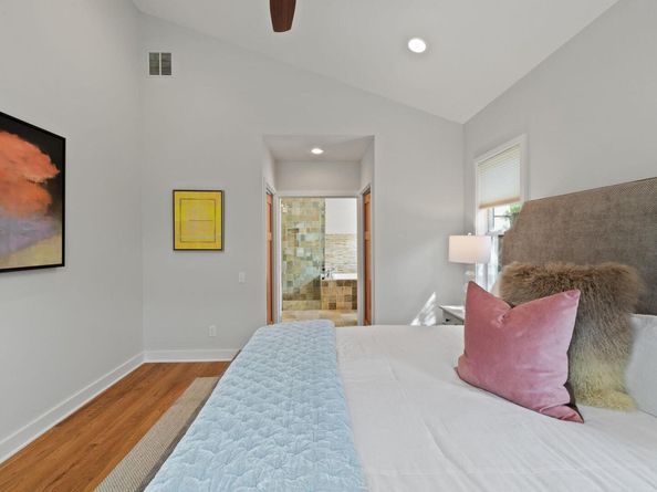 2300 S 3rd ST, Austin TX 78704