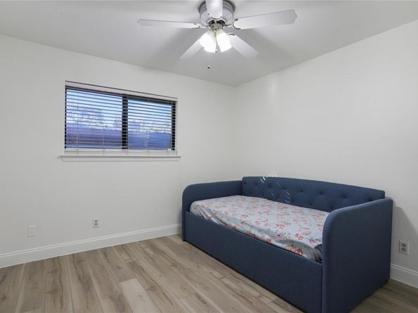 101 Clearday DR 104, Austin TX 78745