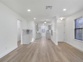 101 Clearday DR 104, Austin TX 78745