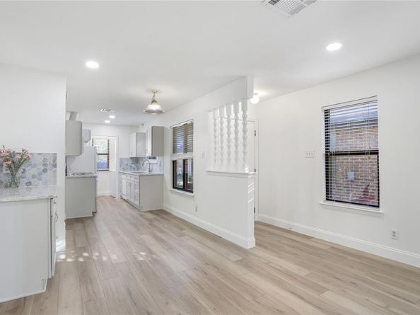 101 Clearday DR 104, Austin TX 78745