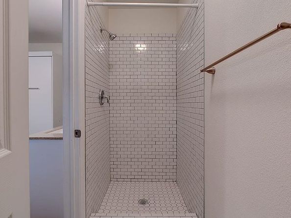 306 E 30th ST 3, Austin TX 78705