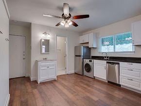 306 E 30th ST 3, Austin TX 78705
