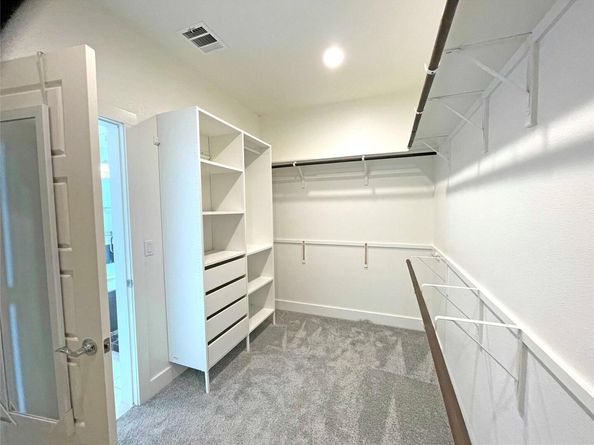 5017 Globe Mallow DR, Austin TX 78739