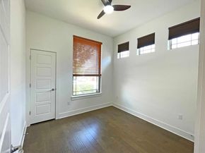 5017 Globe Mallow DR, Austin TX 78739