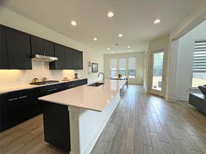 5017 Globe Mallow DR, Austin TX 78739