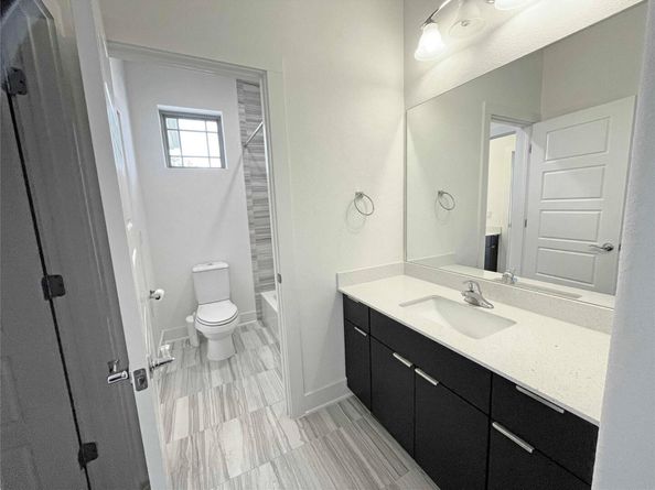 5017 Globe Mallow DR, Austin TX 78739