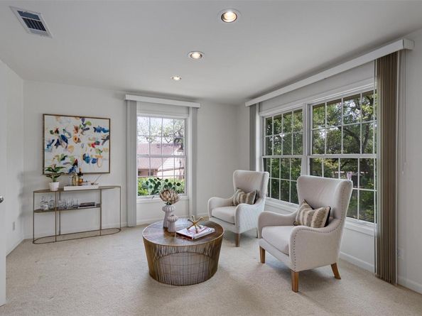 4602 Laurel Canyon DR, Austin TX 78731