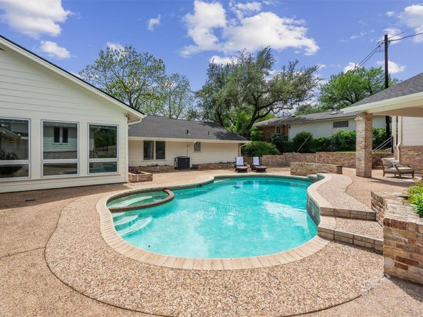 4602 Laurel Canyon DR, Austin TX 78731
