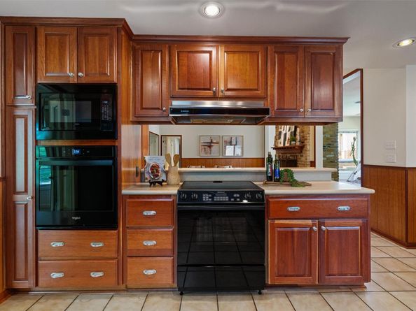 4602 Laurel Canyon DR, Austin TX 78731