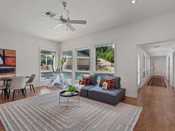 4602 Laurel Canyon DR, Austin TX 78731