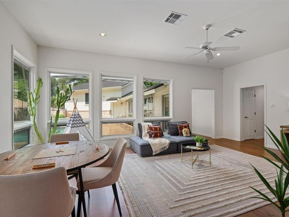 4602 Laurel Canyon DR, Austin TX 78731