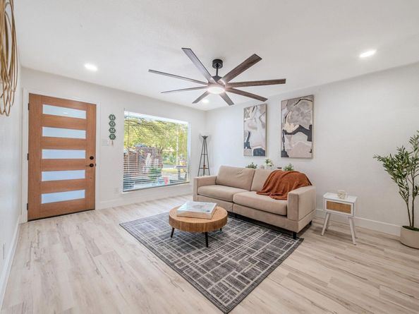 2306 Peppertree CT, Austin TX 78744