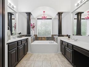 10708 Natick LN, Austin TX 78739