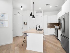 800 Embassy DR 421, Austin TX 78702