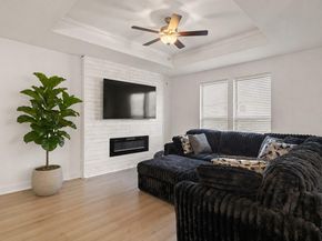 113 Bell Chime DR, Liberty Hill TX 78642