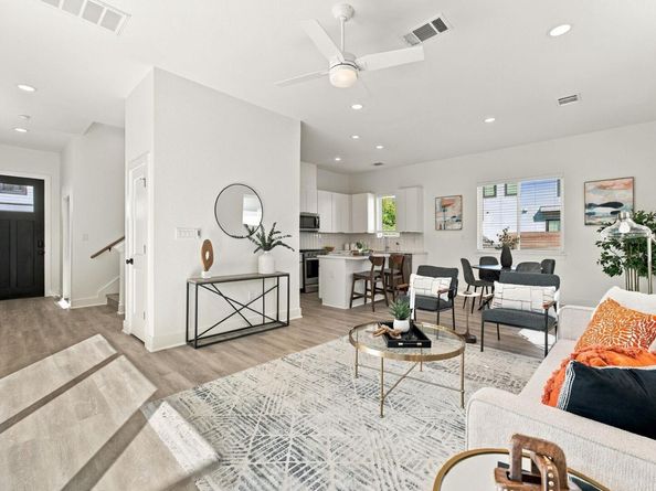5817 Sutherlin RD, Austin TX 78723