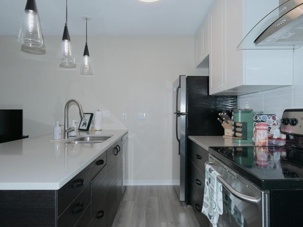 2302 East Side DR 6, Austin TX 78704