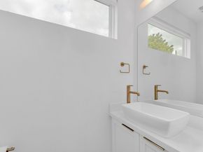 506 South Park DR 1, Austin TX 78704