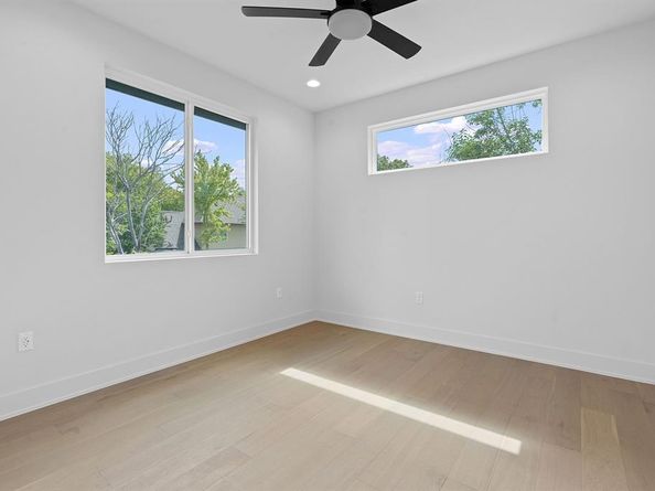5511 William Holland Ave 2, Austin TX 78756