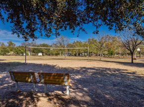 1716 W Saint Johns Ave, Austin TX 78757