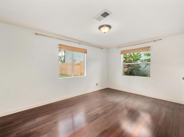 1716 W Saint Johns Ave, Austin TX 78757