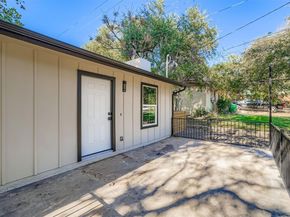 10710 Crestview DR, Jonestown TX 78645