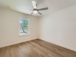 10710 Crestview DR, Jonestown TX 78645