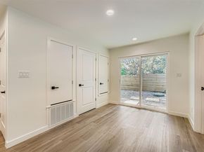 10710 Crestview DR, Jonestown TX 78645