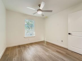 10710 Crestview DR, Jonestown TX 78645