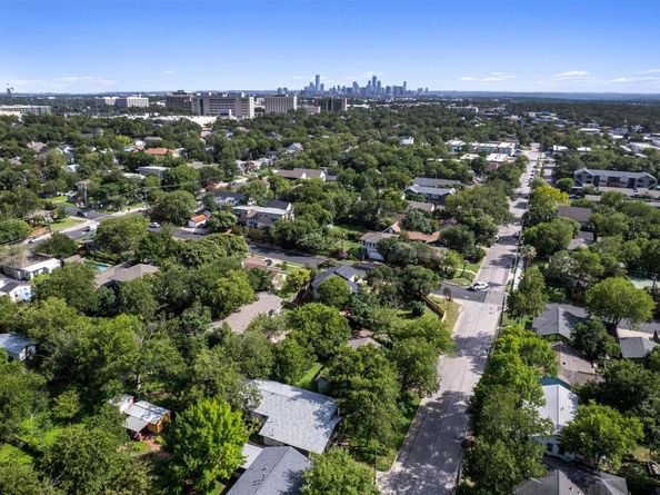 1420 Houston ST, Austin TX 78756