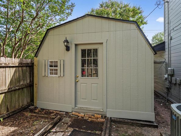 1420 Houston ST, Austin TX 78756