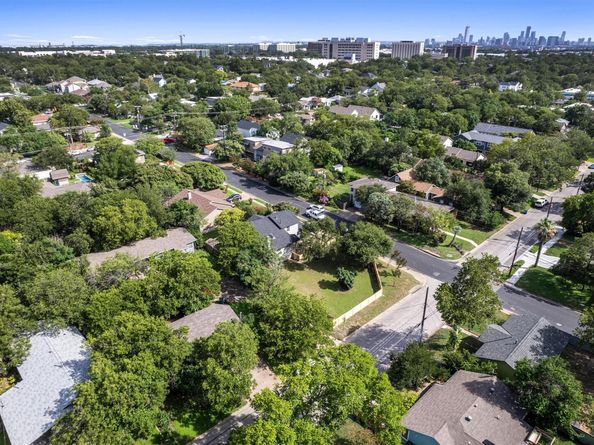1420 Houston ST, Austin TX 78756