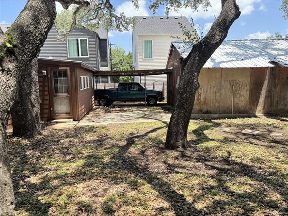 2503 S 4th ST, Austin TX 78704
