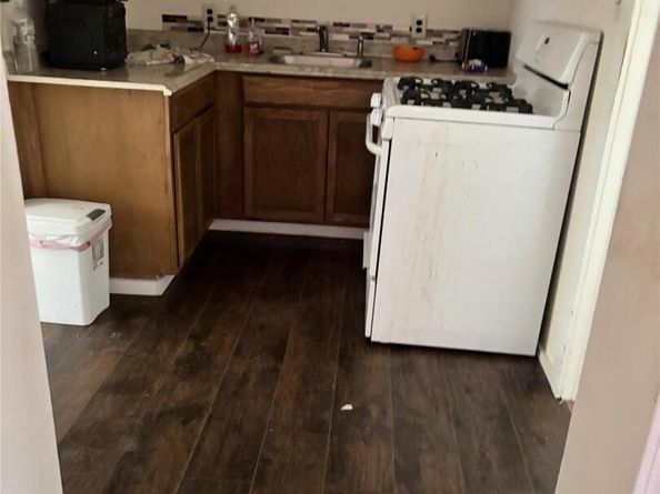 2503 S 4th ST, Austin TX 78704