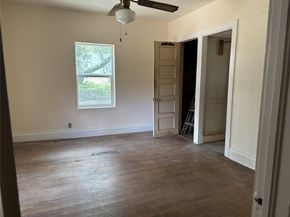 2503 S 4th ST, Austin TX 78704